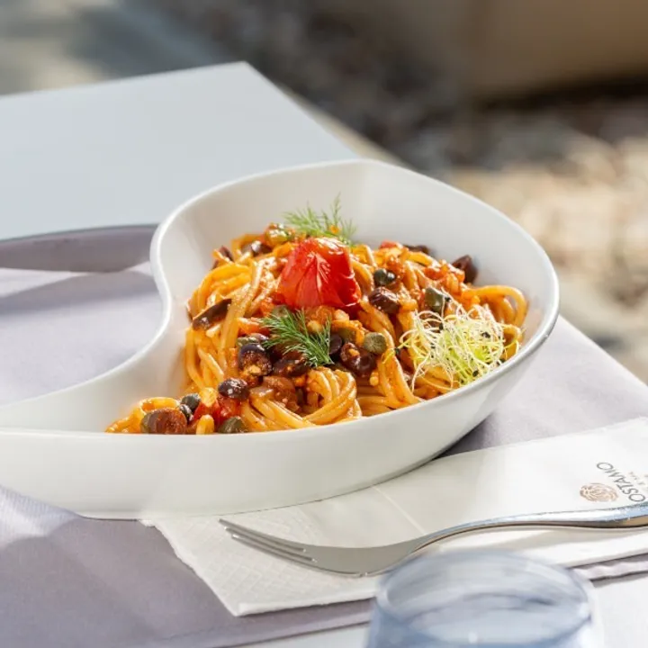 RR — Rodostamo Restaurant